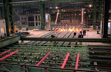 Прямая машина непрерывного литья бросания R8M CCM руки, 60T/8 стренг